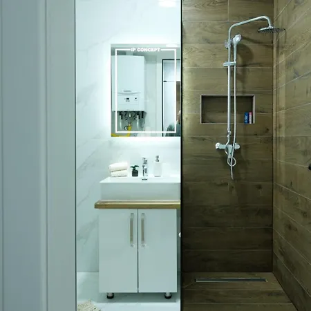 アパート Ultra Modern 1-bedroom With Free Garage - *